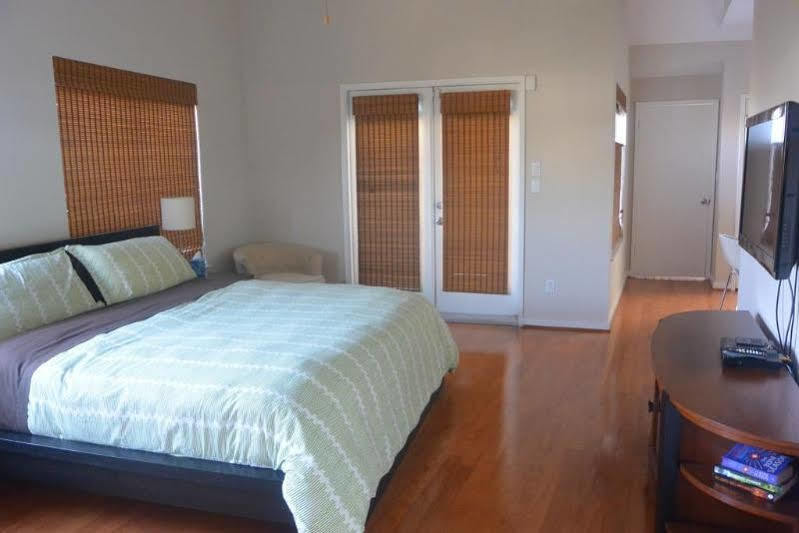 Modern B & B Houston Eksteriør bilde