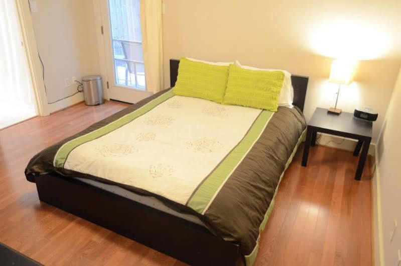 Modern B & B Houston Eksteriør bilde